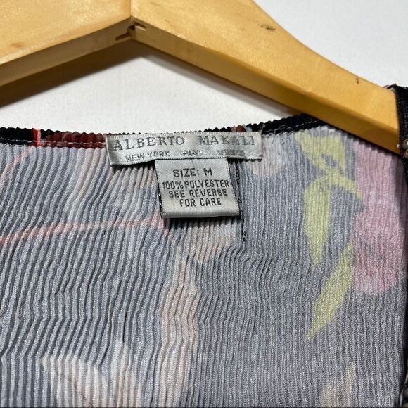 Alberto Makali floral pleated Chain Detail Shirt - Picture 7 of 11